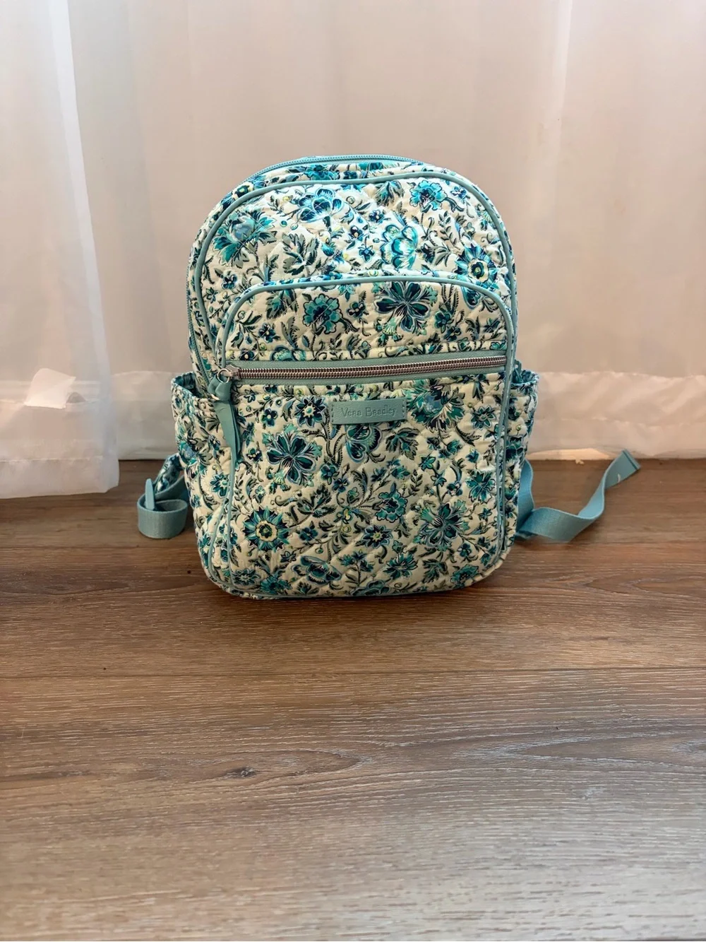 🌸 Vera Bradley Campus Backpack in Cloud Vine - Excellent Condition!